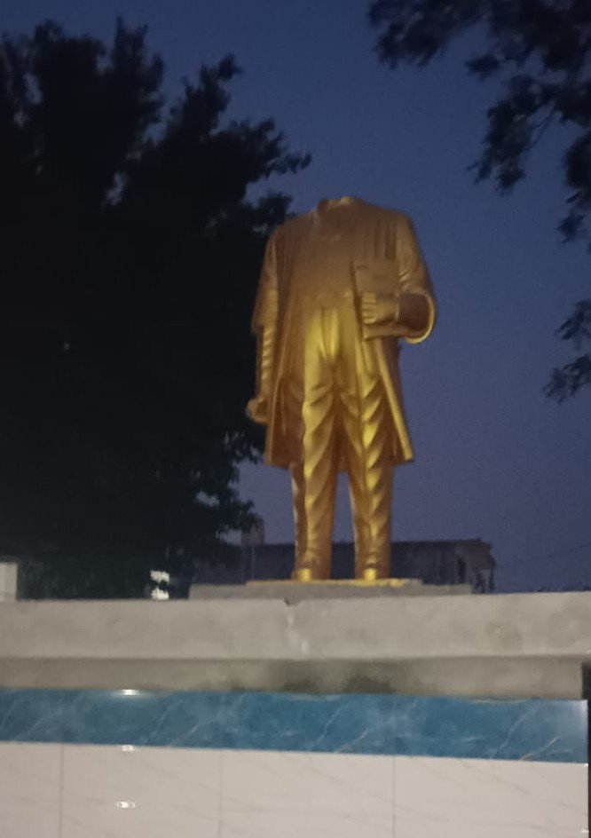 भगवानपुर गांव में डॉ. आंबेडकर की प्रतिमा तोड़ी, लोगों में आक्रोश