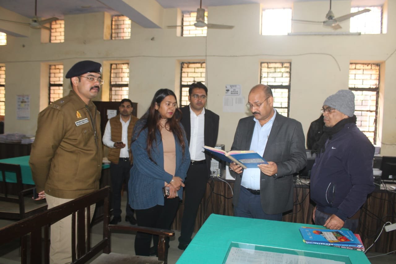 जिलाधिकारी की अध्यक्षता में तहसील सरधना में संपन्न हुआ सम्पूर्ण समाधान दिवस